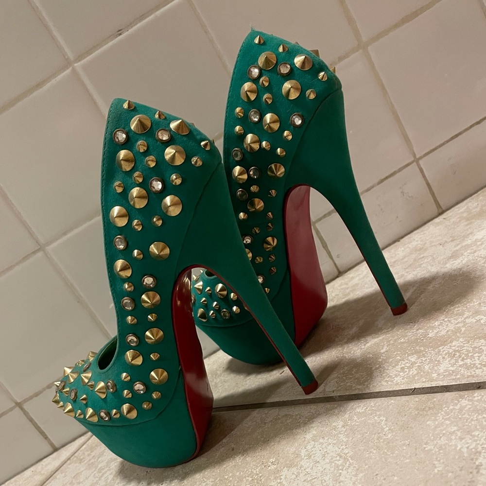 Green heels